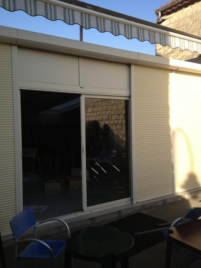 Hotel Dg Méry-sur-Oise Exterior foto